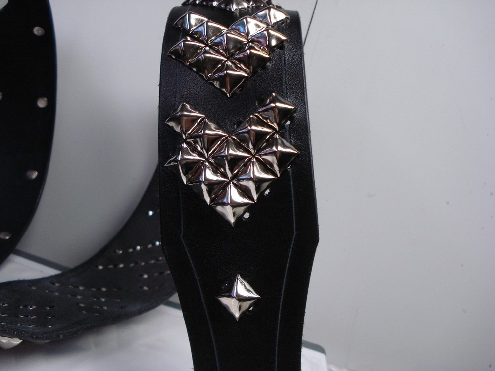 LEATHER STRAP PYRAMID STUDS BUCKLE UP .(MDLS0196)..... DISBELIEF