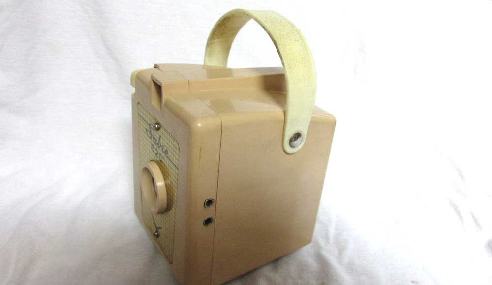 VINTAGE 1950s SABRE 620 CAMERA