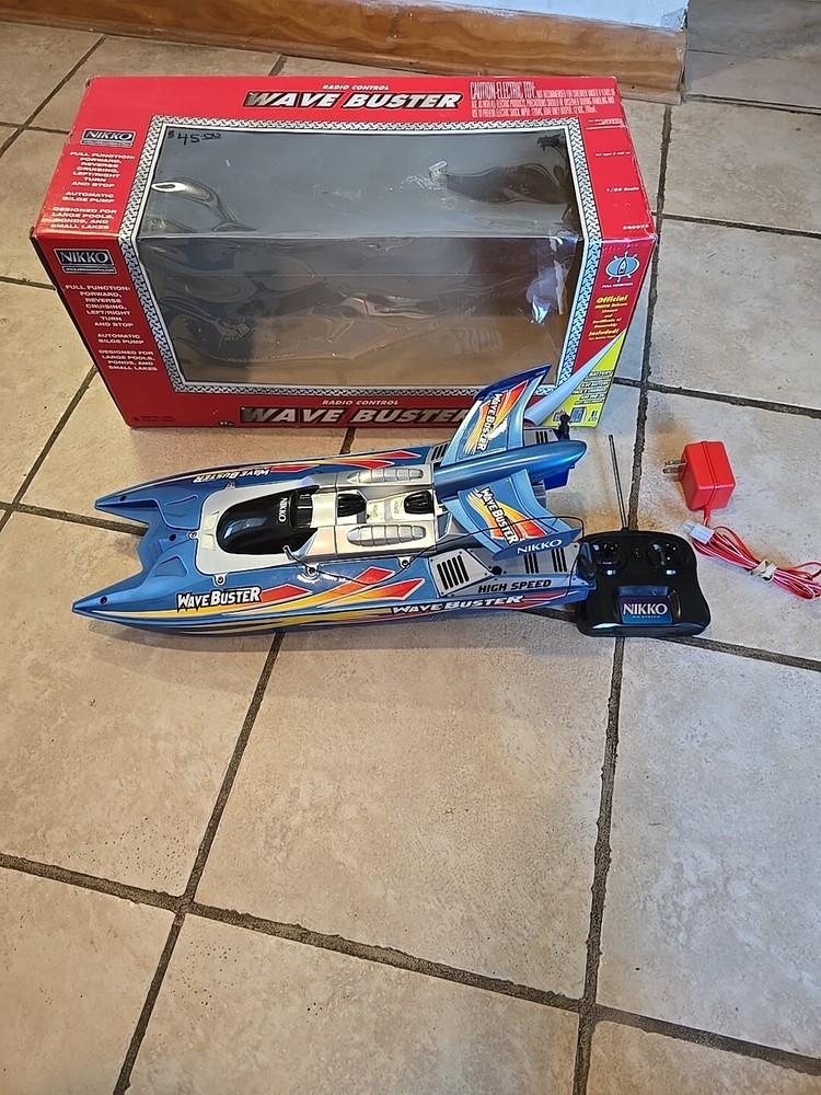 Vintage Wave Buster Nikko Boat with Remote Tested (Please Read)