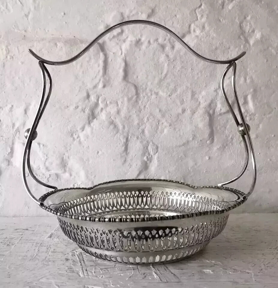 Mappin & Webb Solid Silver Cake Basket - Sheff. 1905