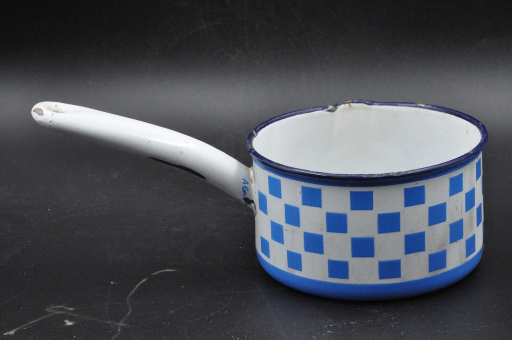 Old Enamel Casserole LUSTRUCU Pattern Lyon Collection Vintage Kitchen Decor