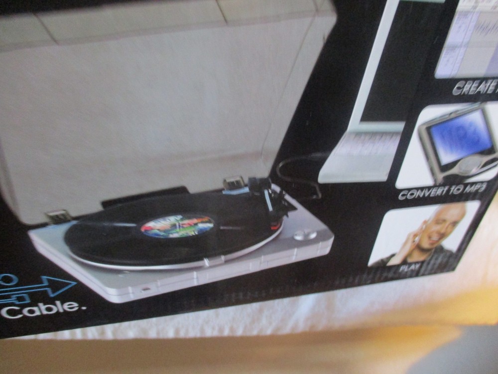 USB Turntable Vinyl Record Player It Innovative Technology Record to PC Computer