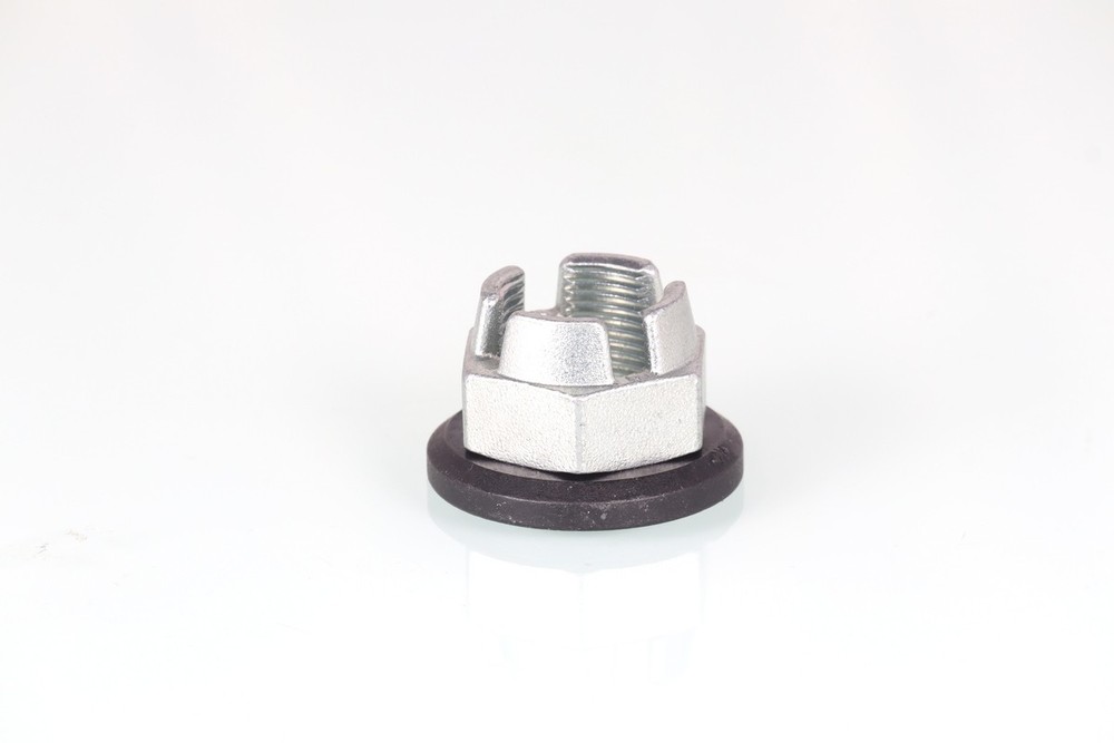 Pair of hub nuts front right = left GH-393902