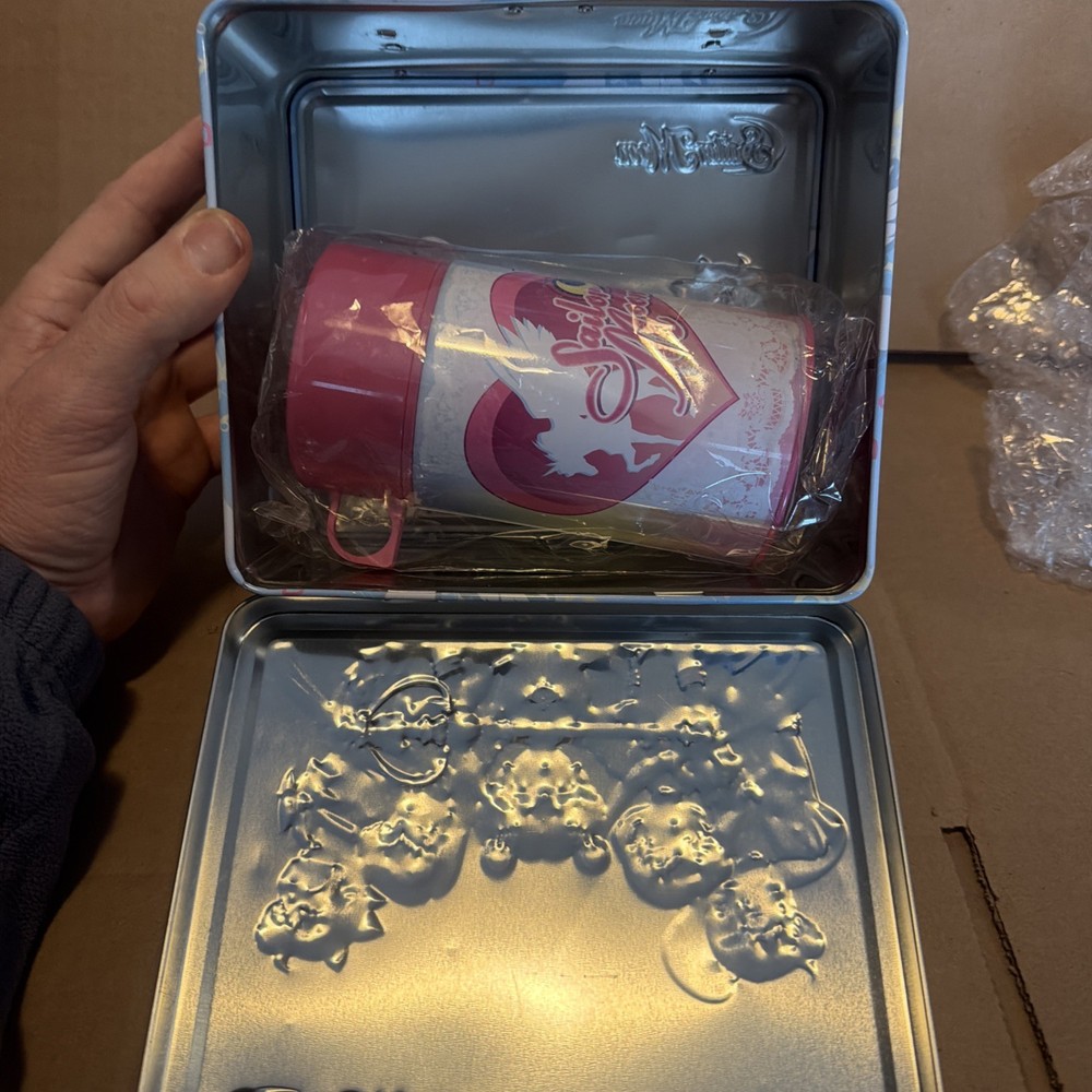 SAILOR MOON LUNCHBOX w/ THERMOS! VG+! ‘23