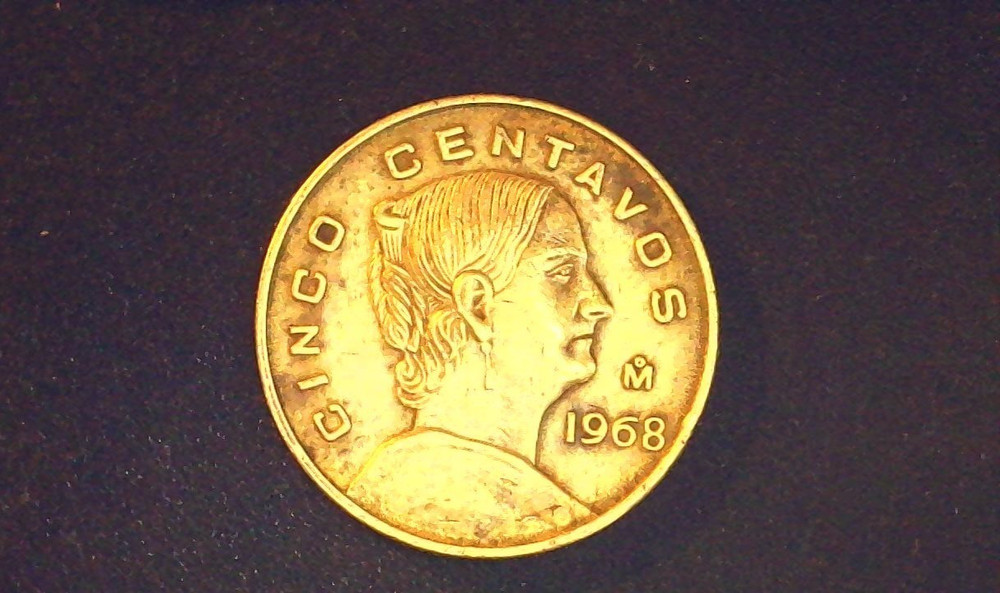 1968 Mexico Cinco Centavos Very Fine Condition.
