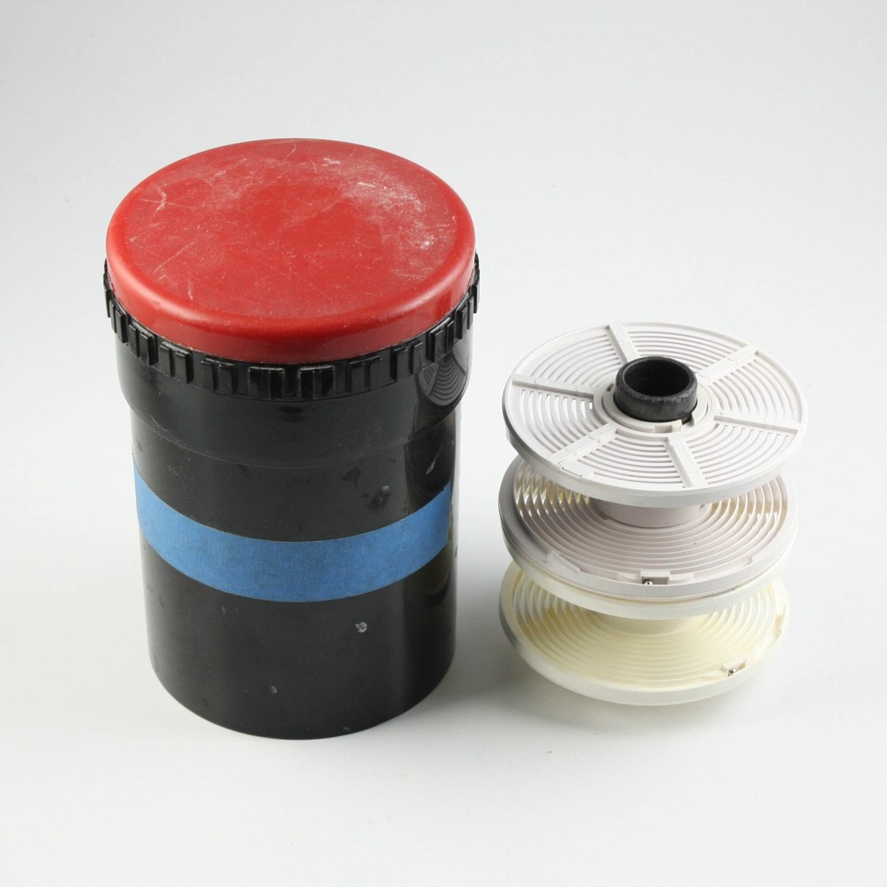 Unbranded Plastic Developing Tank + 2 Adjustable Reels & Core