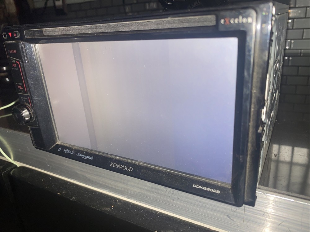 Kenwood Excelon DDX6902S Bluetooth CD DVD Apple CarPlay Android not working