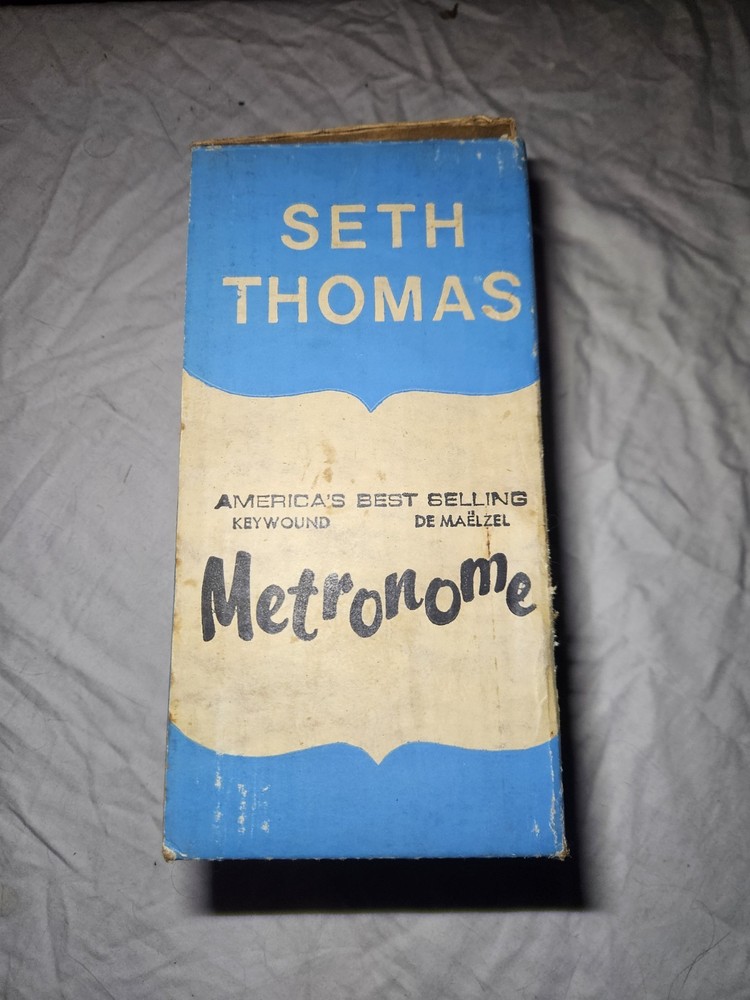 Vintage Seth Thomas Solid Wood Pyramid Metronome de Maelzel