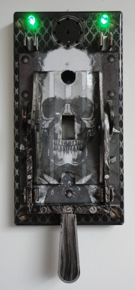 Tekky Halloween Dangerous Light Switch Cover READ