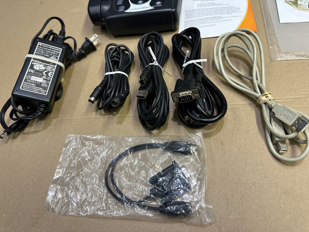 AVerMedia AVerVision300AF+ Document Camera Projector (a1)