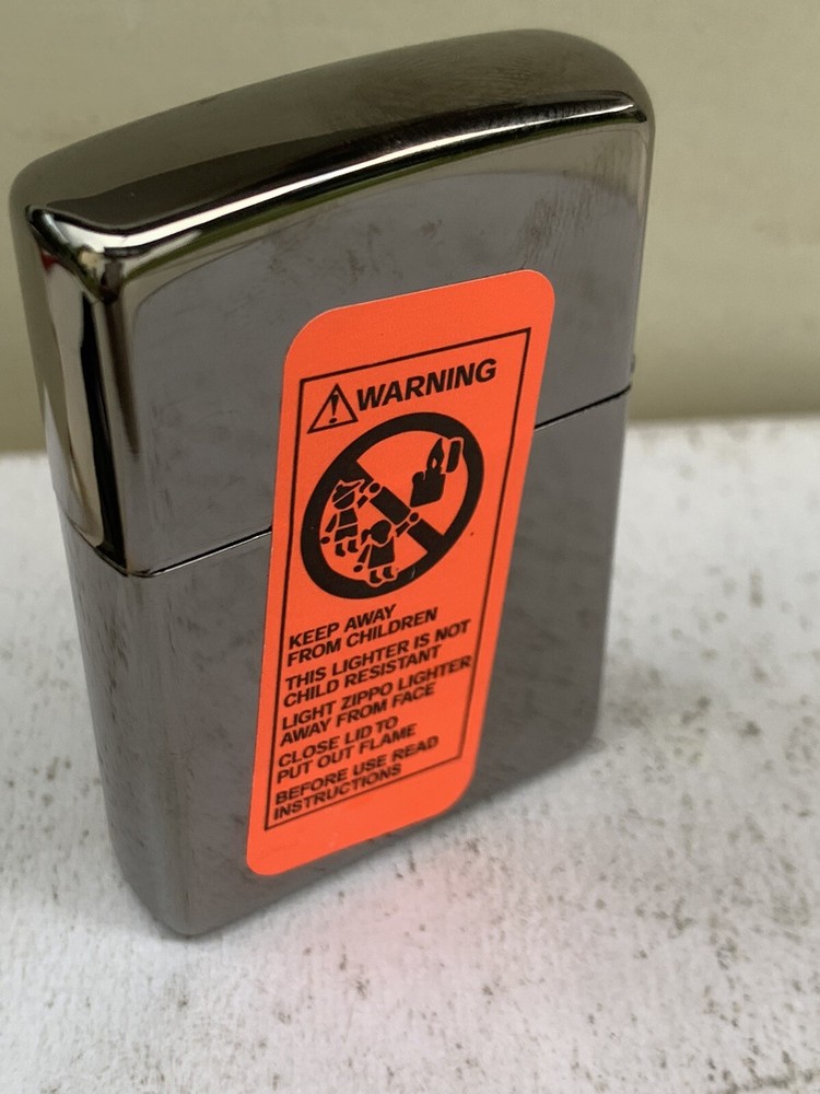 ZIPPO LIGHTER black ice 2005 GOLDEN WEB SPIDER LIGHTER NEW