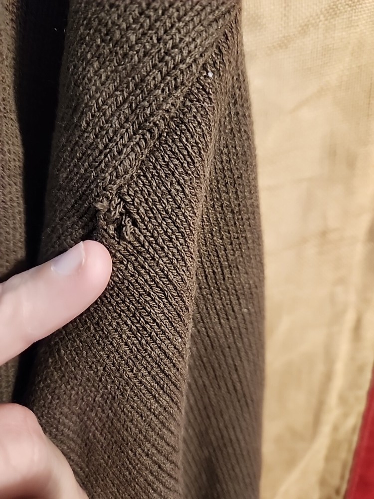 Army Military 100% Acrylic OD Sweater Pullover Size Large 8232