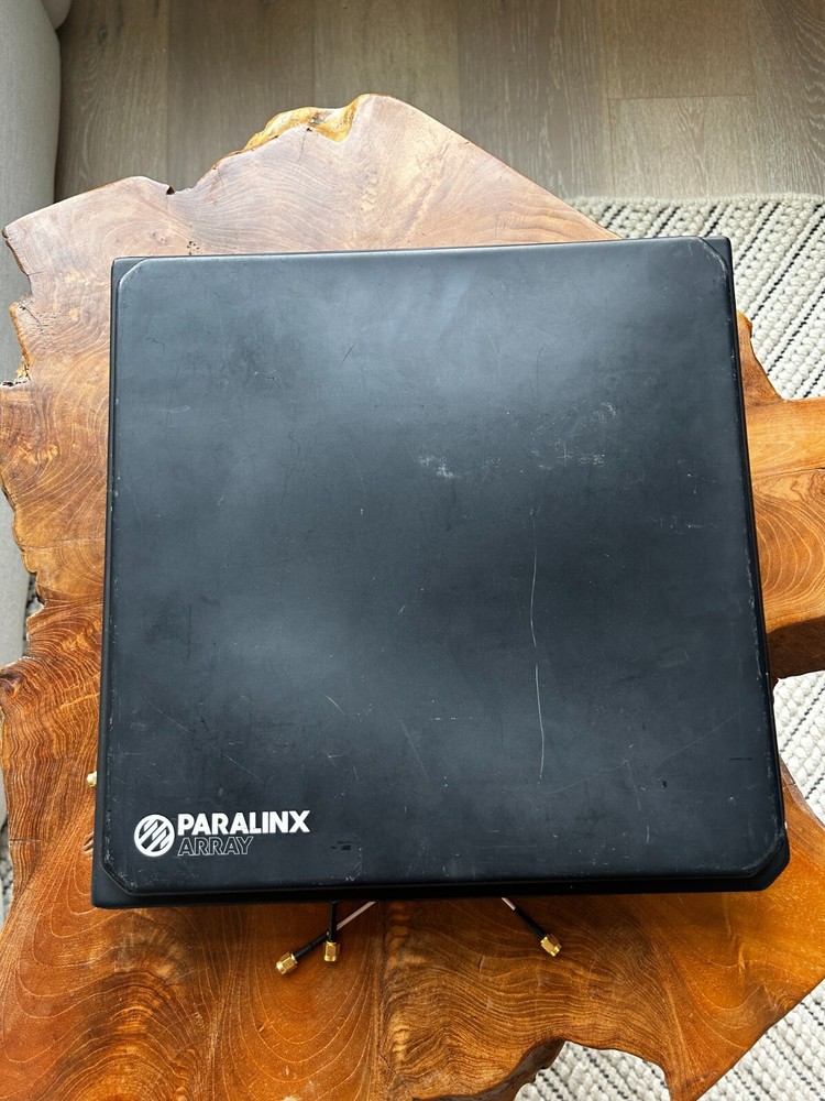 Paralinx Panel Array Antenna with Gold Mount Plate (#1)