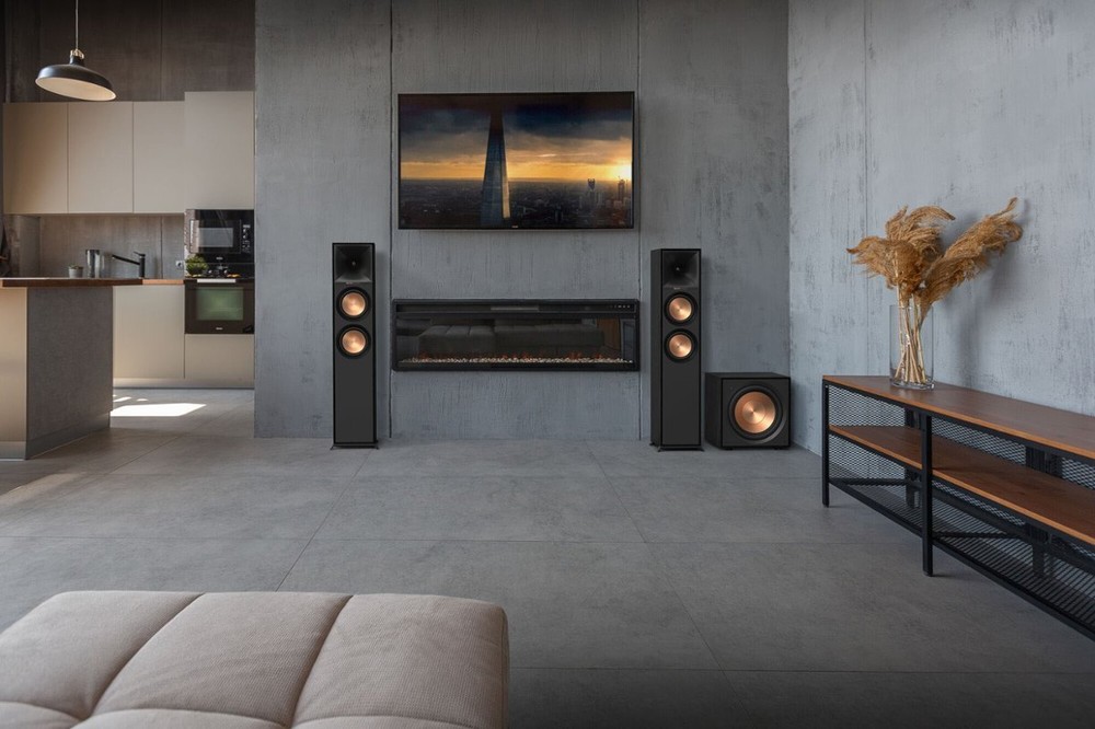 Klipsch Reference Series 10" 150W Powered Subwoofer - Black
