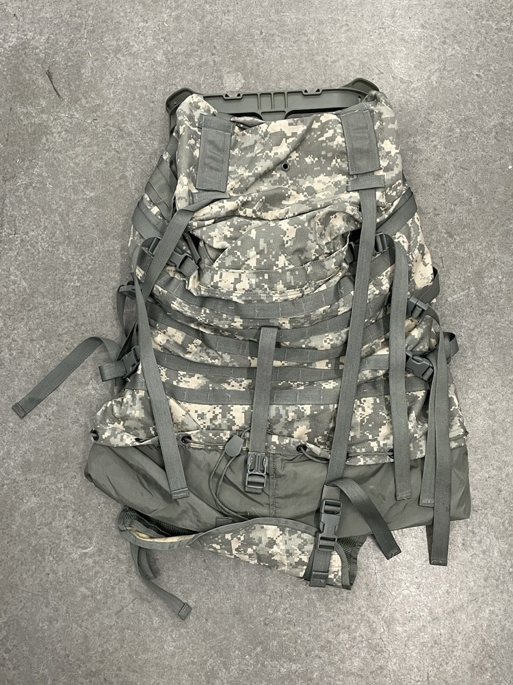 US Army MOLLE II Large Rucksack Military Backpack frame