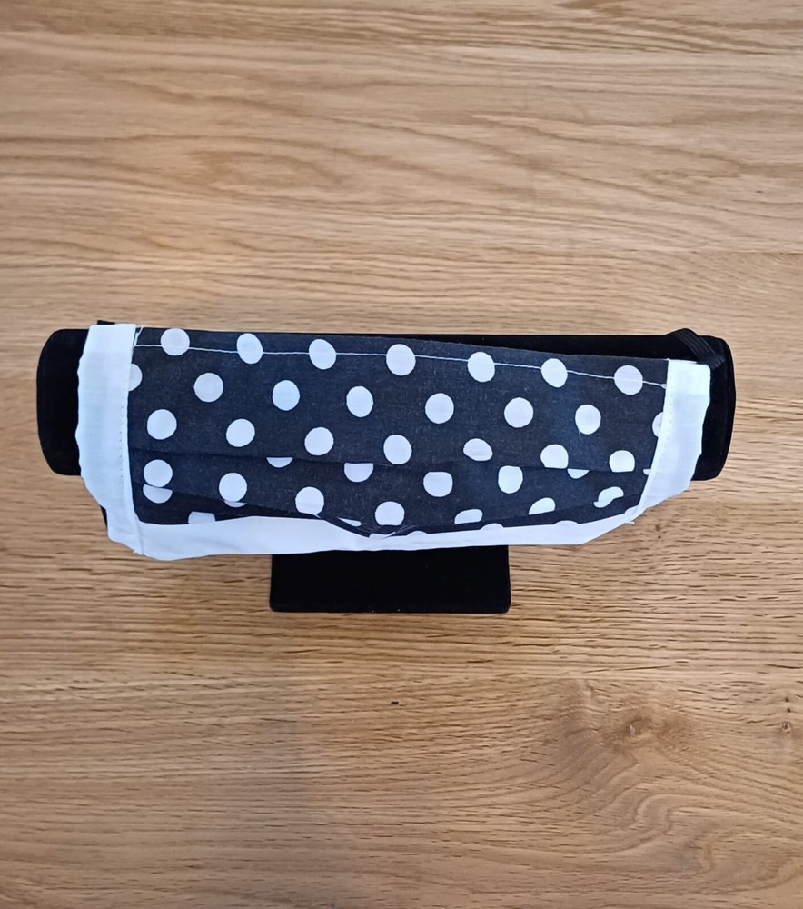 FACE MASK (Polka dots) Large