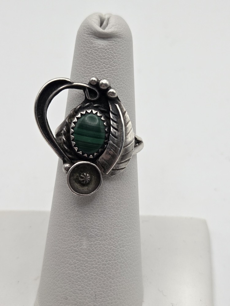 925 Vintage Malachite Native Ring Sterling Silver Size 5.5
