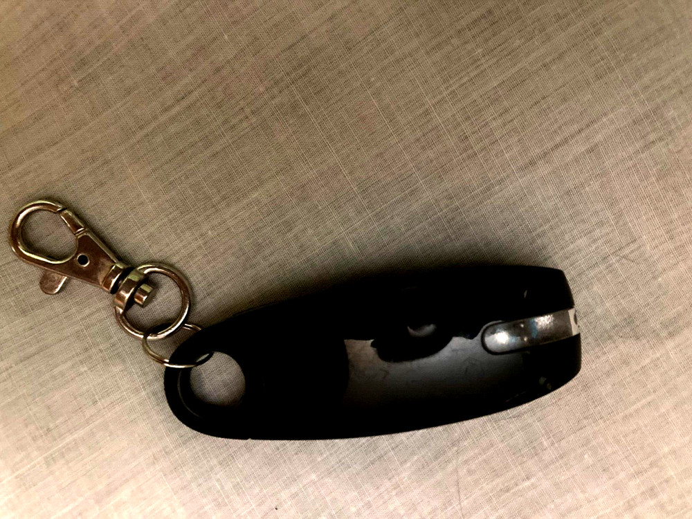 Energizer Personal Defense Alarm with Light & Key Ring Attachment EUC