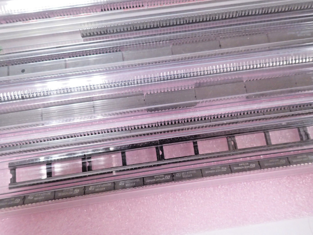 6.3 LBS ASSORTED INTEGRATED CIRCUITS / IC'S VARIOUS MANUFACTURERS