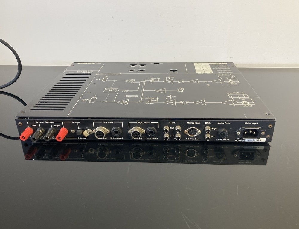 MOSFET Professional Integrated Amplifier TSR-150X Powers On