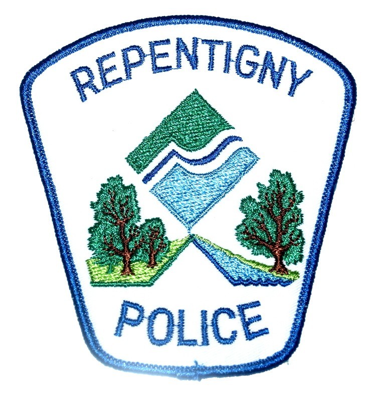 REPENTIGNY QUEBEC CANADA CA Police Patch EVERGREEN TREES RIVER 1M