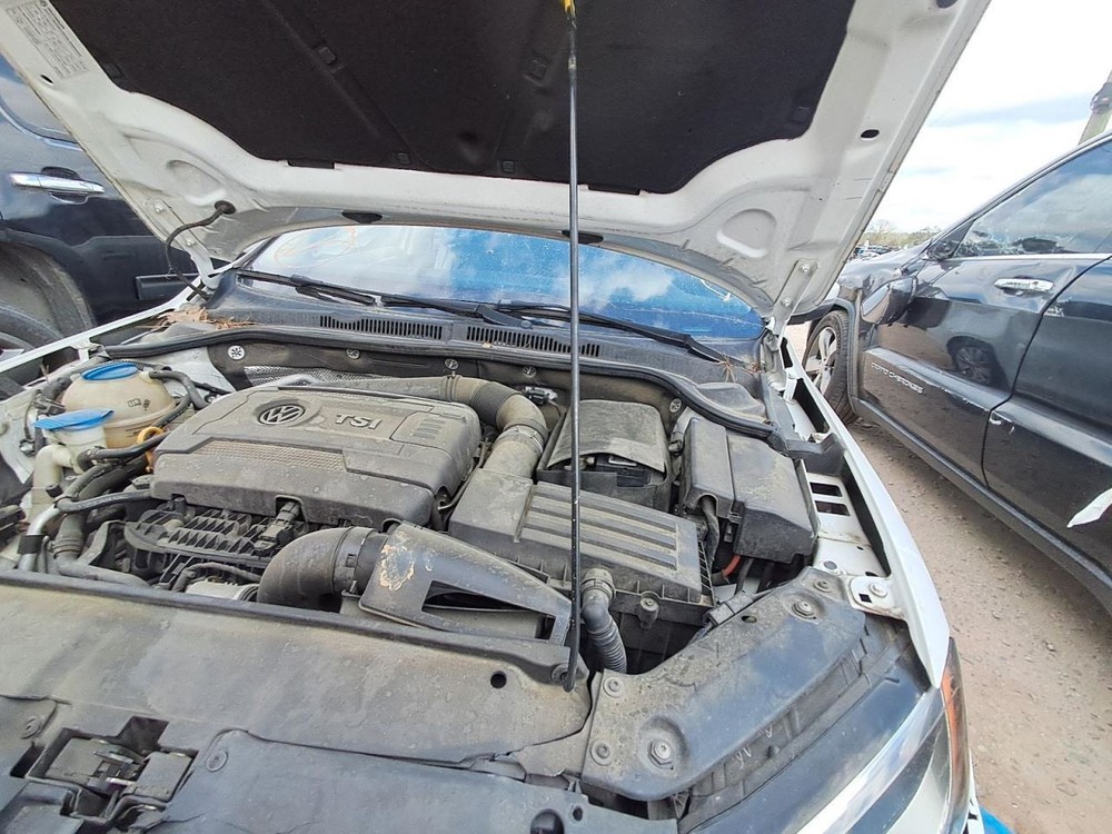 Fuse Box Engine Fits 15-18 JETTA 2756760