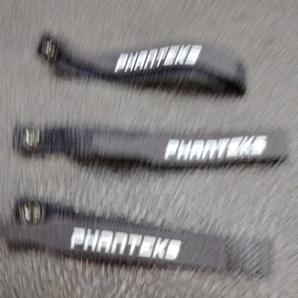 Phanteks Custom Gaming Computer Black Hook & Loop Wire Straps with Grommets