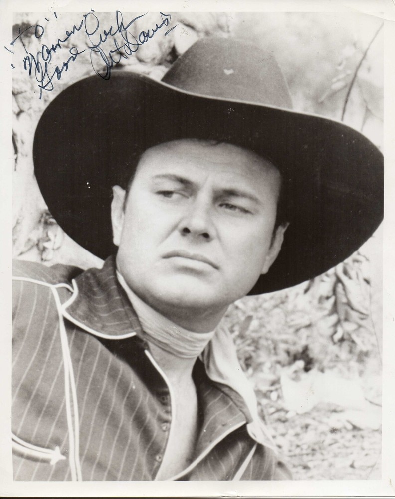 D-ART DAVIS Autograph  Photo W/COA