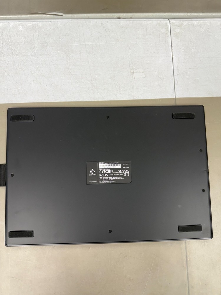 M10K Battery-Free Graphic Tablet