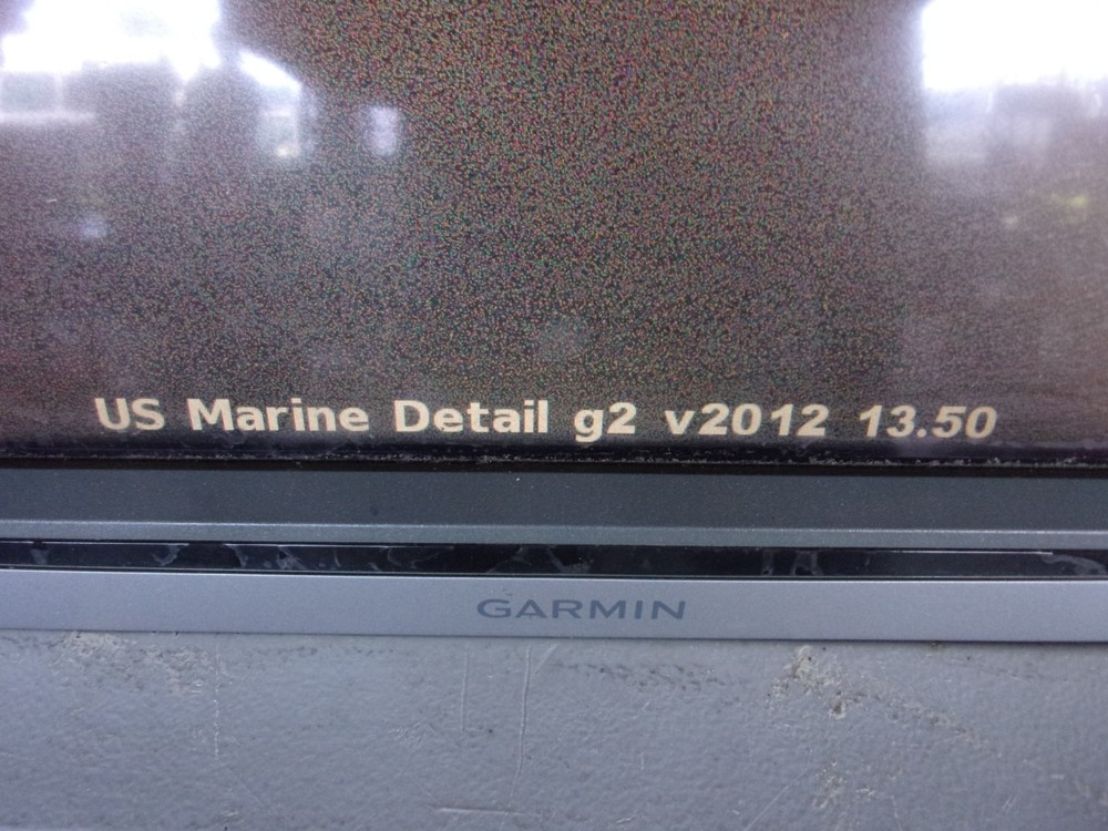 Garmin GPSMAP 7215 Chart Plotter Multi Function TOUCH Display with sun cover