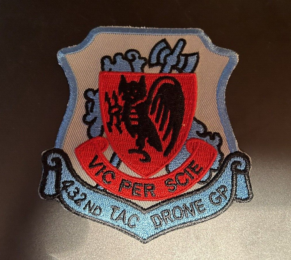 USAF: 432ND TAC 'DRONE' GP UNIFORM PATCH (HOOK BACK)