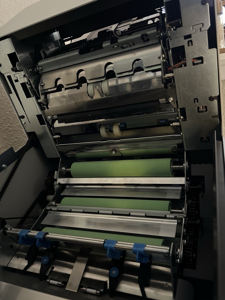 Quadient DS-64i folder inserter