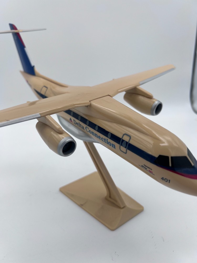 Delta Connection 328JET Model Airplane N401FJ Desktop Display