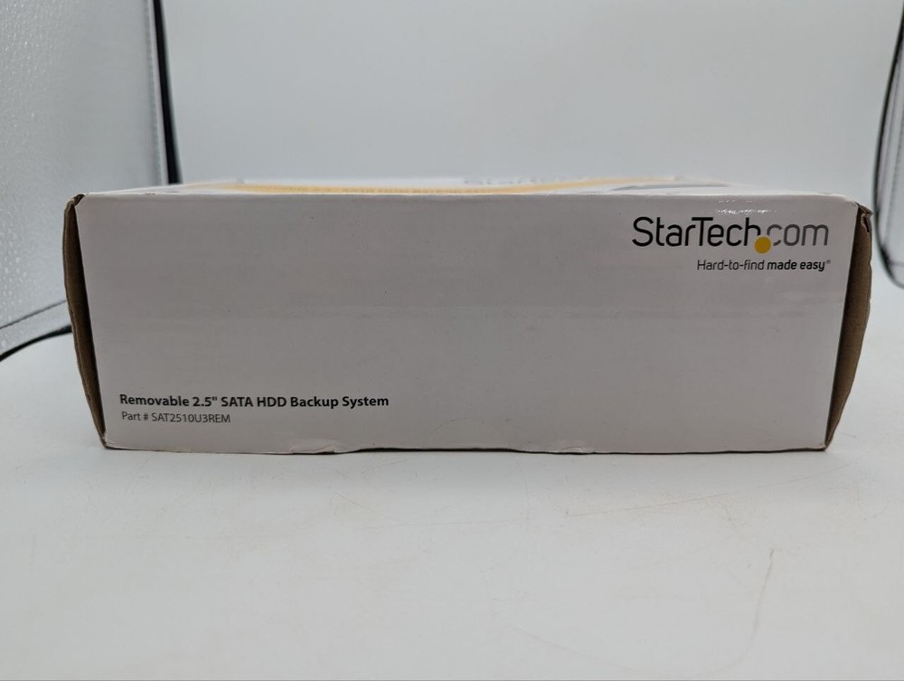 NIB STARTECH.COM Removable 2.5'' SATA HDD Storage Computer PC Backup System OB8