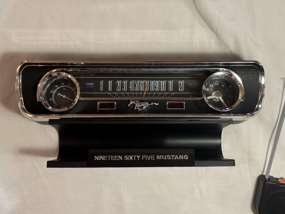 1965 ford Mustang Gauge Cluster Clock - Working