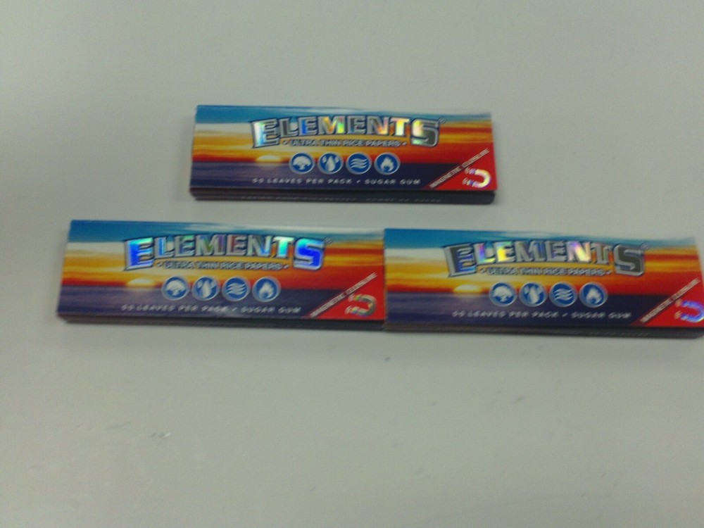 ELEMENTS CIGARETTE PAPER 1 1/4 WIDE 150 COUNT / ELEMENTS 79MM CIGARETTE ROLLER