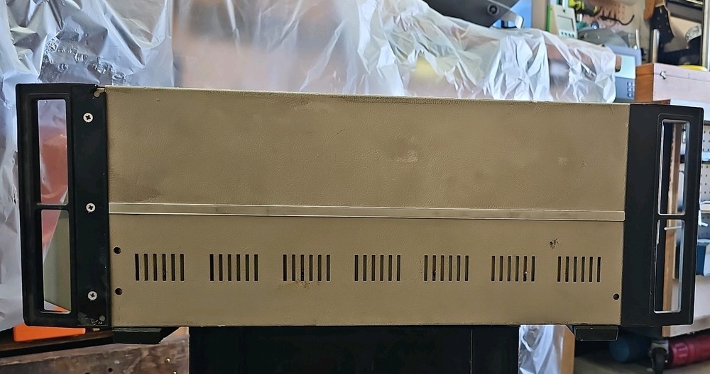 Fluke 5440B Direct Volts Calibrator