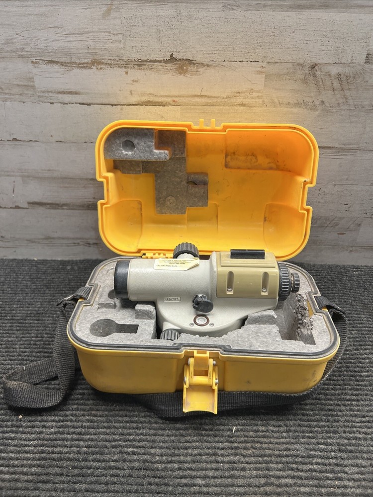 Used Unknown Brand TransitLevel w/ Case L47026