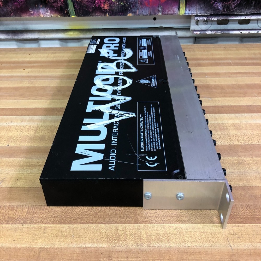 Behringer MDX4400 Multicom Pro Audio Quad Dynamics Processor Tested Works
