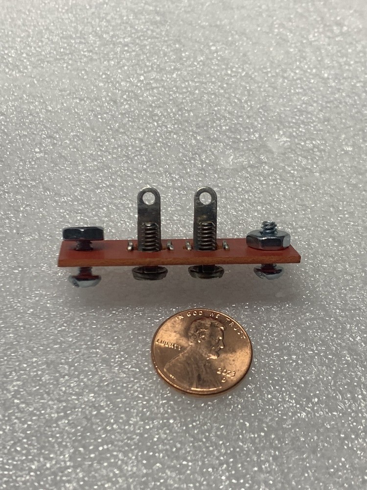 AMECO AC-1 H1 = 2 screw strip