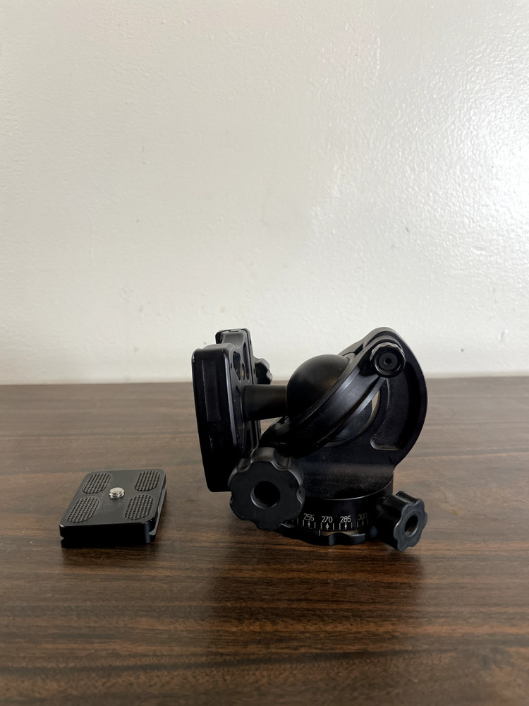 Acratech Ultimate Ball head with Quick Release