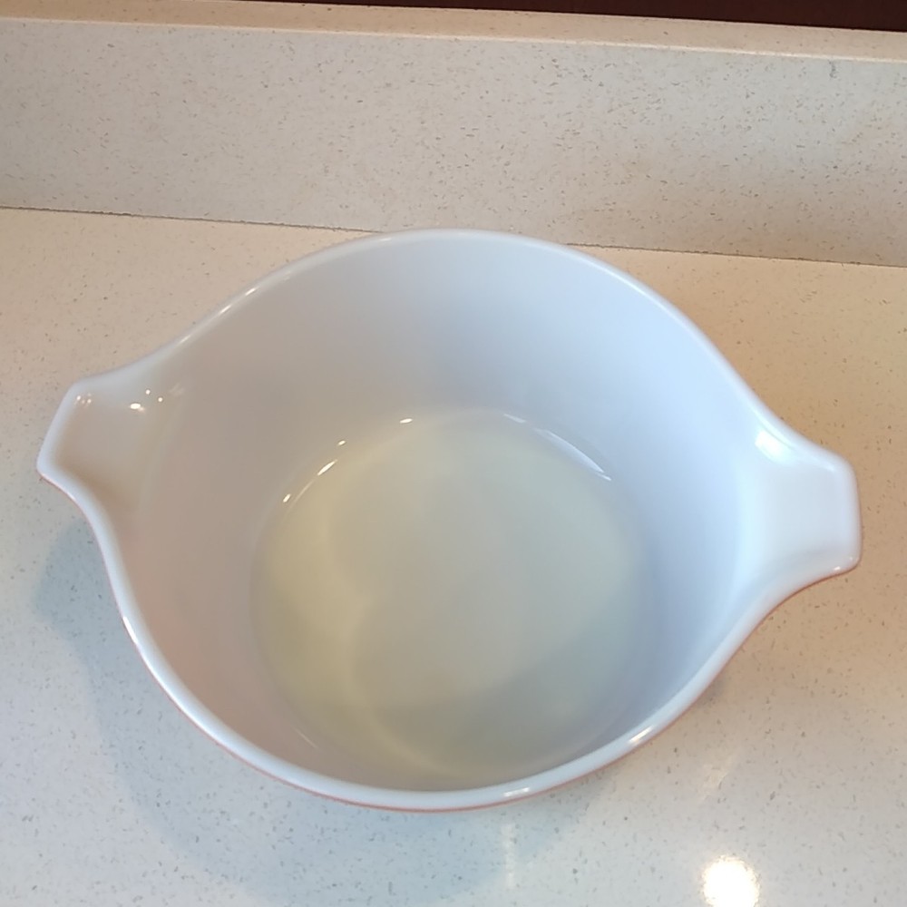 Pyrex small vintage bowl fall or summer baking dish