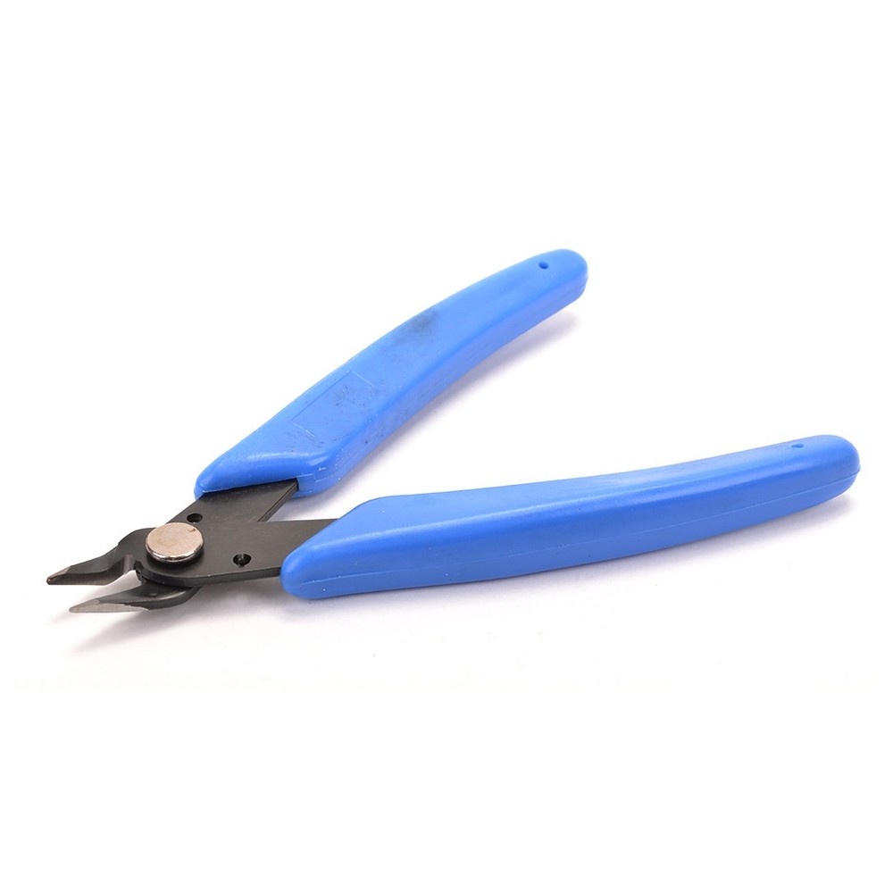 Core RC CR527 - Tire Spike Cutter