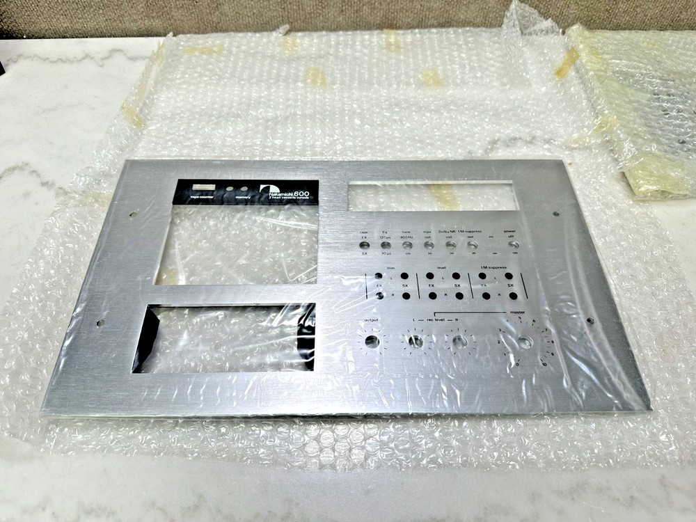 Nakamichi 600 Cassette Deck Face Panel