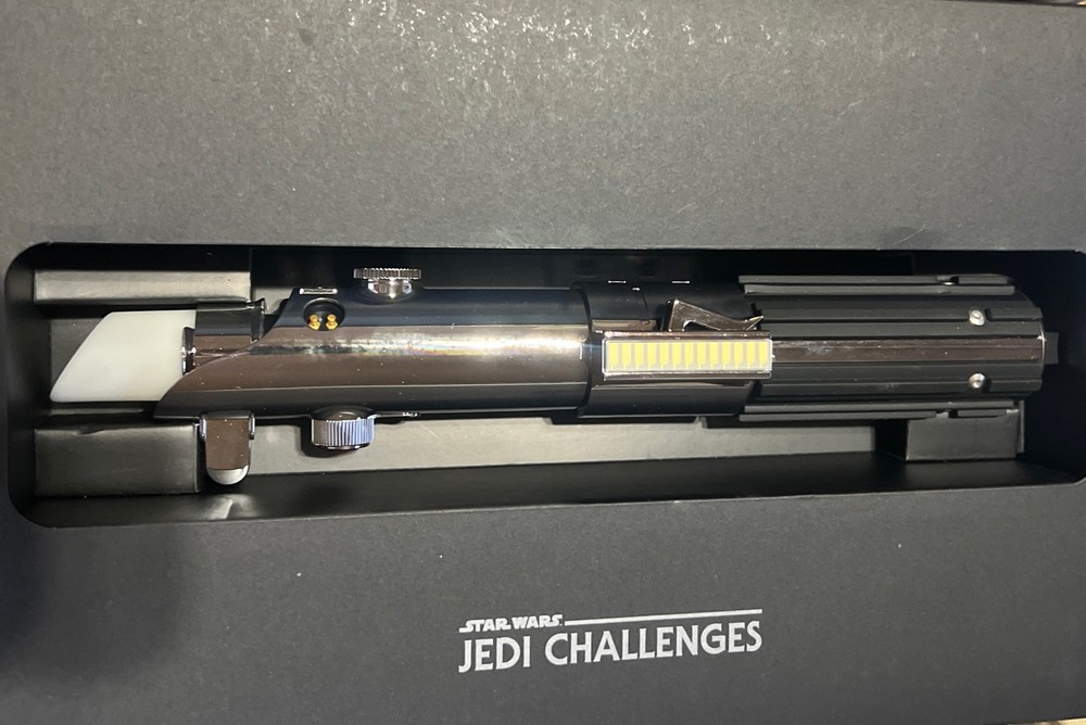 Star Wars Jedi Challenges AR Headset w/ Lightsaber Controller