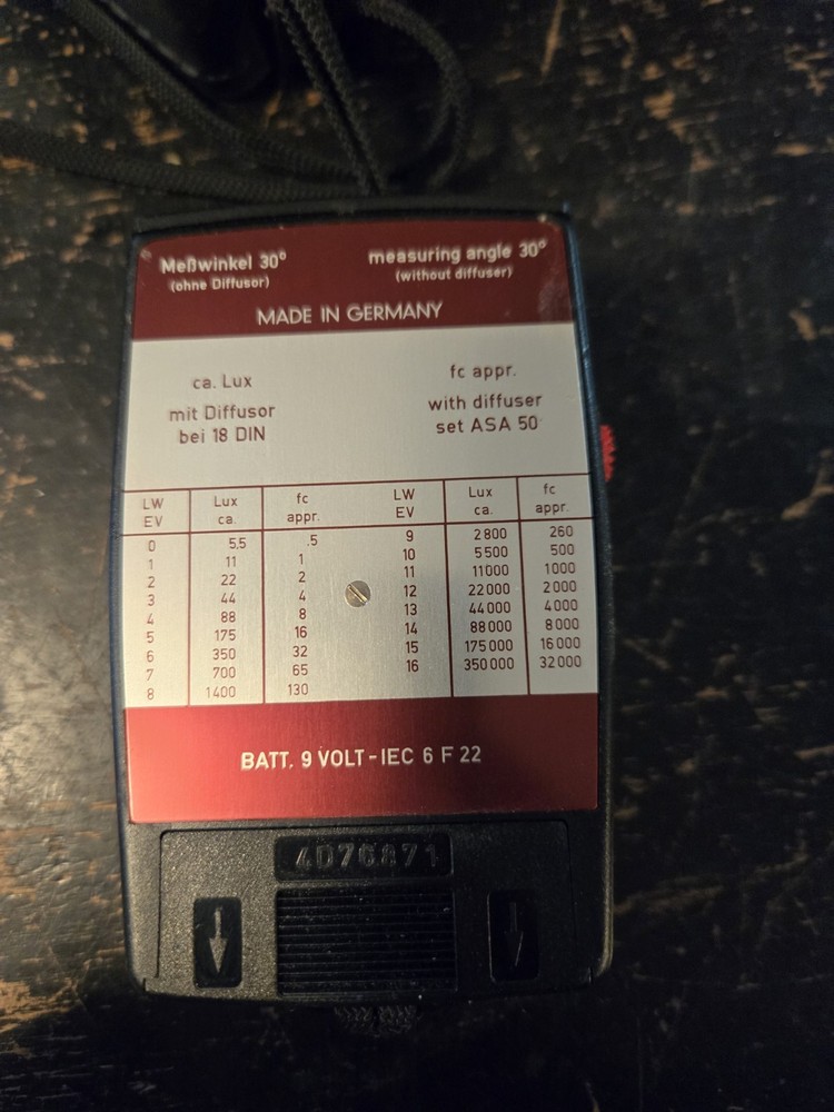 VTG Gossen Light Meter Luna-lux
