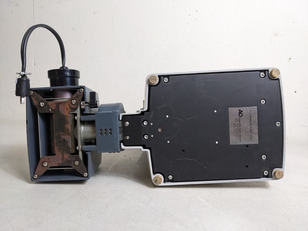 American Optical illuminator Model 1135 Teaching Assistant Microscope