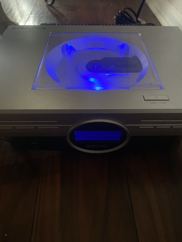 Emerson ES769 Executive Micro Stereo System - Works Tested