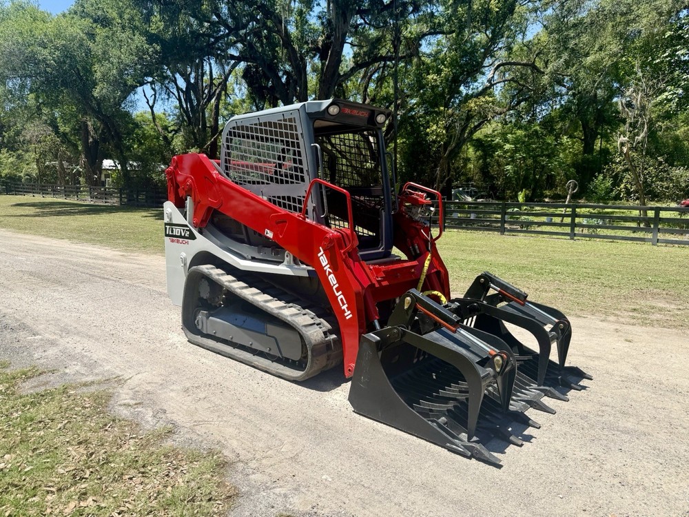 2019 TAKEUCHI TL10V2 SKID STEER TRACK LOADER - JOYSTICK CONTROLS - 2 SPD - QUICK