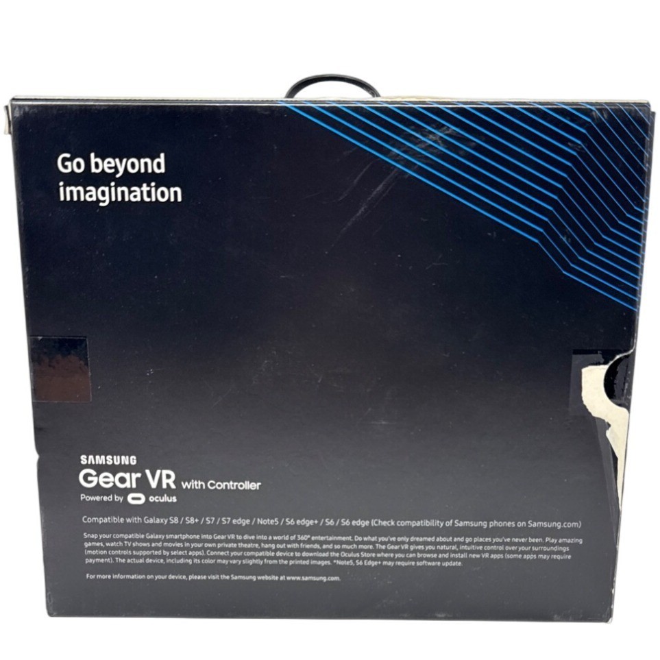 Samsung Gear VR with Controller Powered by Oculus Immersive 360° Experience